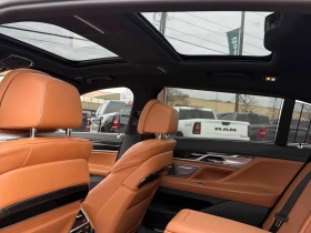 BMW 750 XDRIVE * МАСАЖИ* ДИСТРОНИК* 360 КАМЕРА* ОБДУХВАНЕ*, снимка 13