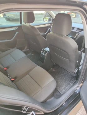Skoda Octavia Комби, снимка 9