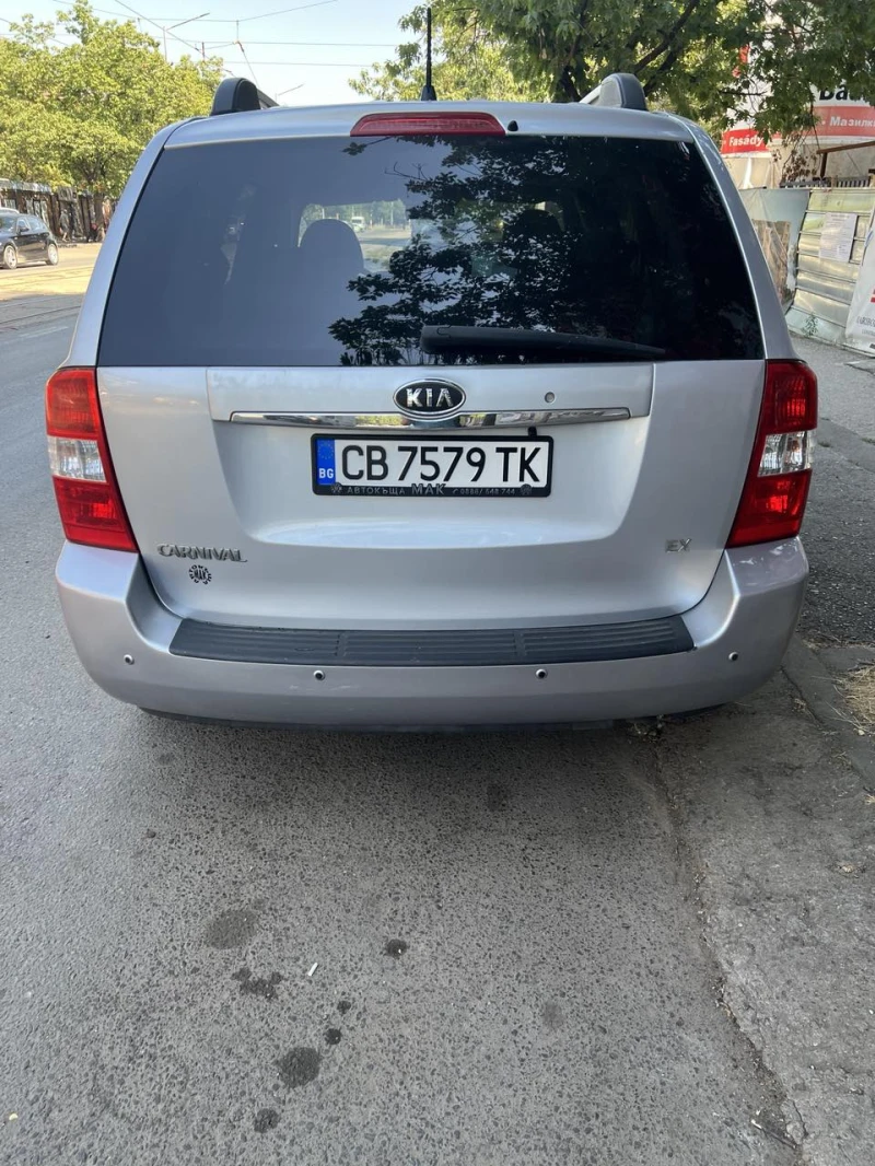 Kia Carnival 3, снимка 12 - Автомобили и джипове - 47074636