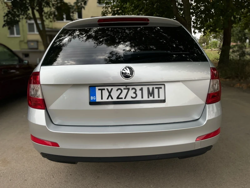 Skoda Octavia, снимка 6 - Автомобили и джипове - 47205179