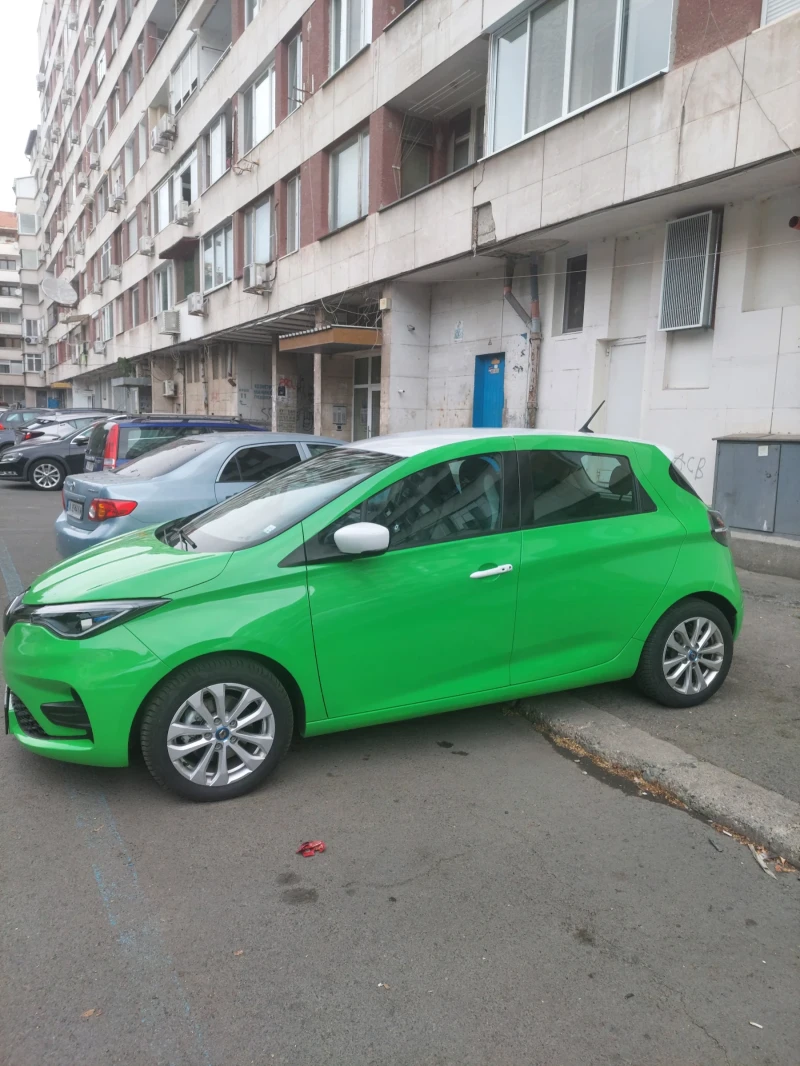 Renault Zoe, снимка 3 - Автомобили и джипове - 47883286