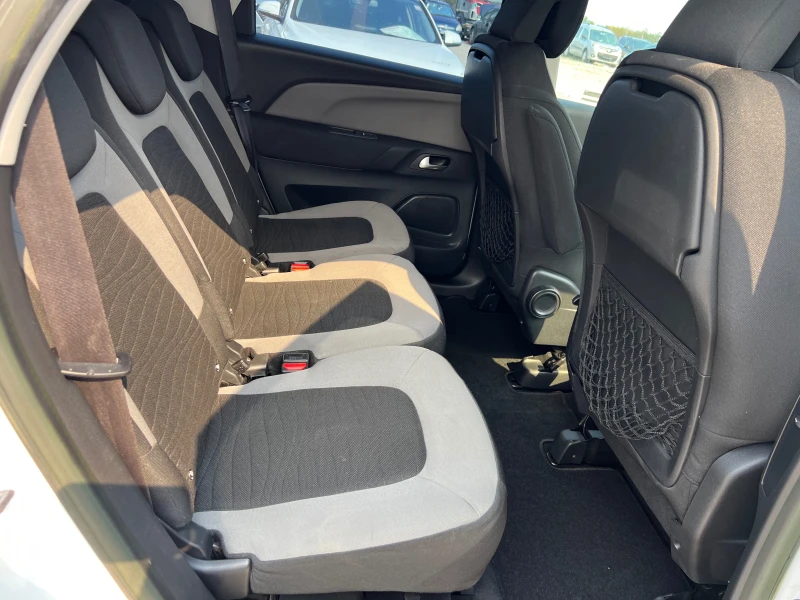 Citroen C4 Picasso 1.6 HDI, снимка 13 - Автомобили и джипове - 51104766