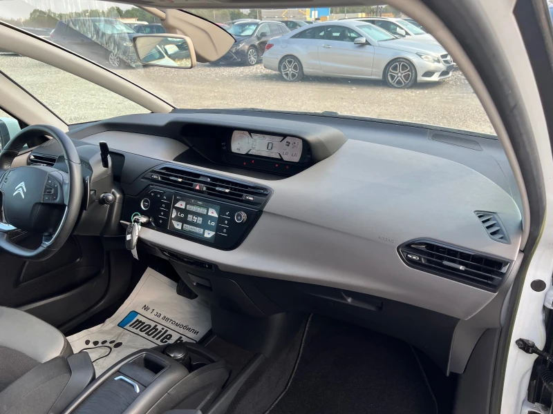 Citroen C4 Picasso 1.6 HDI, снимка 12 - Автомобили и джипове - 51104766