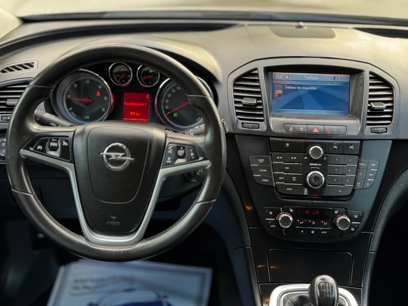 Opel Insignia 2.0CDTI/КОЖА/ПАМЕТ/НАВИГАЦИЯ, снимка 11 - Автомобили и джипове - 52012173