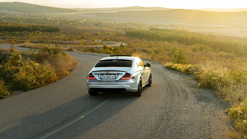 Mercedes-Benz CLS 320, снимка 2 - Автомобили и джипове - 52326114