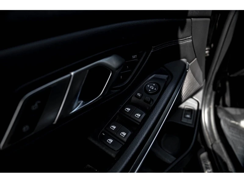 BMW 330 * 330i XDRIVE | M SPORT PKG | NAVI | HUD | CAM | *, снимка 9 - Автомобили и джипове - 52804105