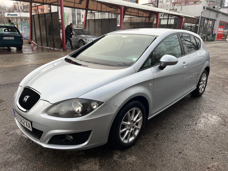 Seat Leon 1.6, снимка 2 - Автомобили и джипове - 52889912