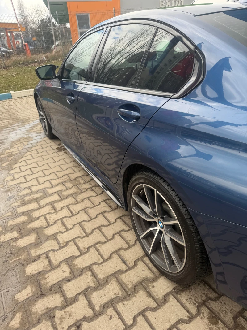 BMW 330  ixdrive M package/113 865km!Ambient* Blindspot, снимка 4 - Автомобили и джипове - 53007418