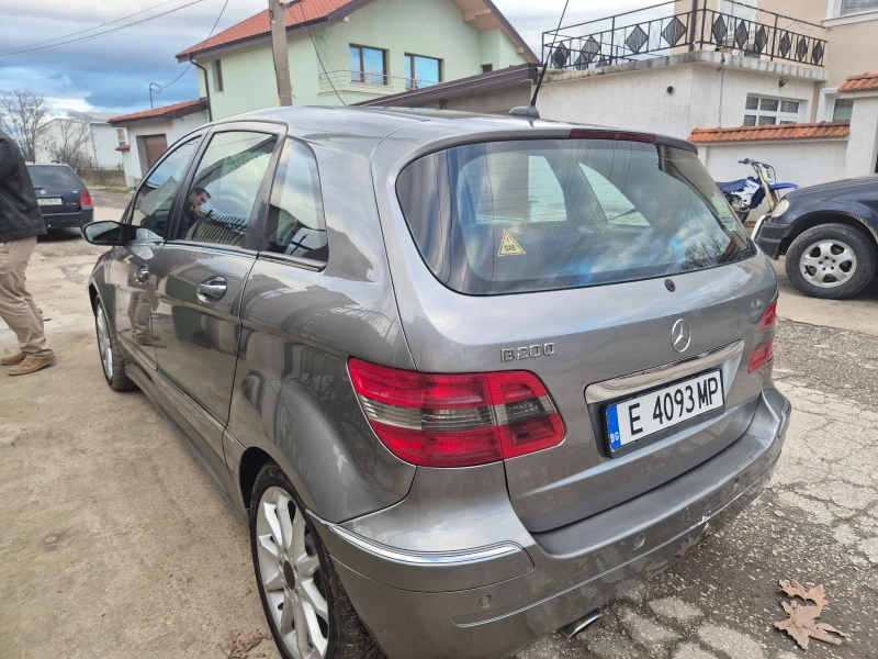 Mercedes-Benz B 200, снимка 3 - Автомобили и джипове - 53394389