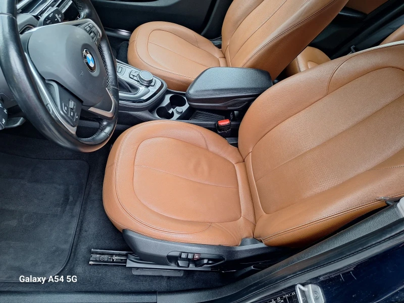 BMW 2 Active Tourer 4x4 231кс LUXURY HARMAN FULL, снимка 10 - Автомобили и джипове - 53481414