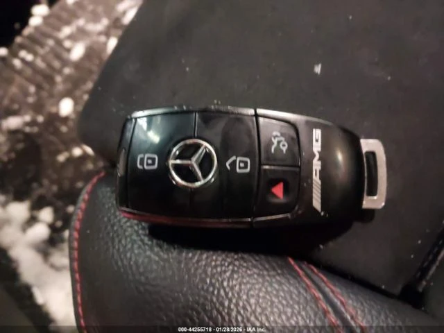 Mercedes-Benz CLA 45 AMG 4MATIC| BURMESTER| ПАНО| ПОДГРЕВ, снимка 14 - Автомобили и джипове - 53385220