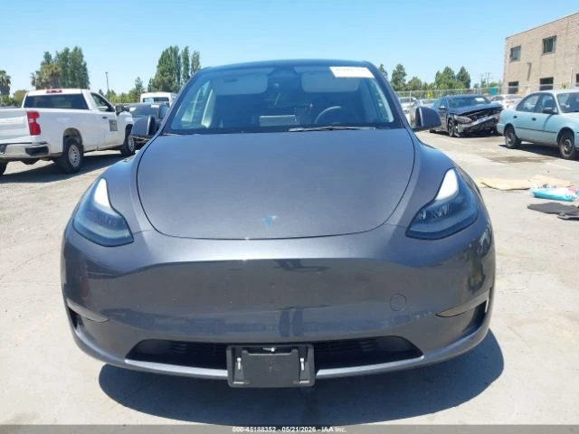Tesla Model Y, снимка 12 - Автомобили и джипове - 54928938