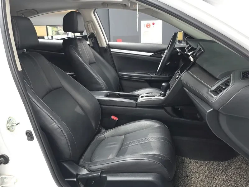 Honda Civic 2.0 1OTH GEN, снимка 11 - Автомобили и джипове - 55715713