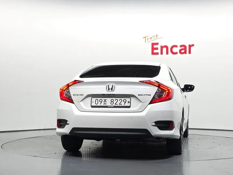 Honda Civic 2.0 1OTH GEN, снимка 4 - Автомобили и джипове - 55715713