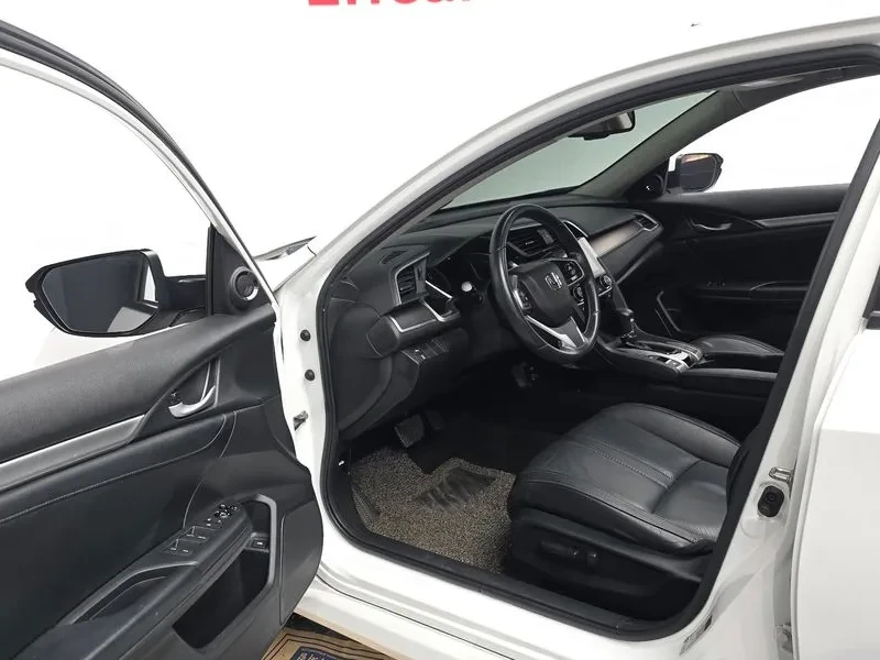 Honda Civic 2.0 1OTH GEN, снимка 10 - Автомобили и джипове - 55715713