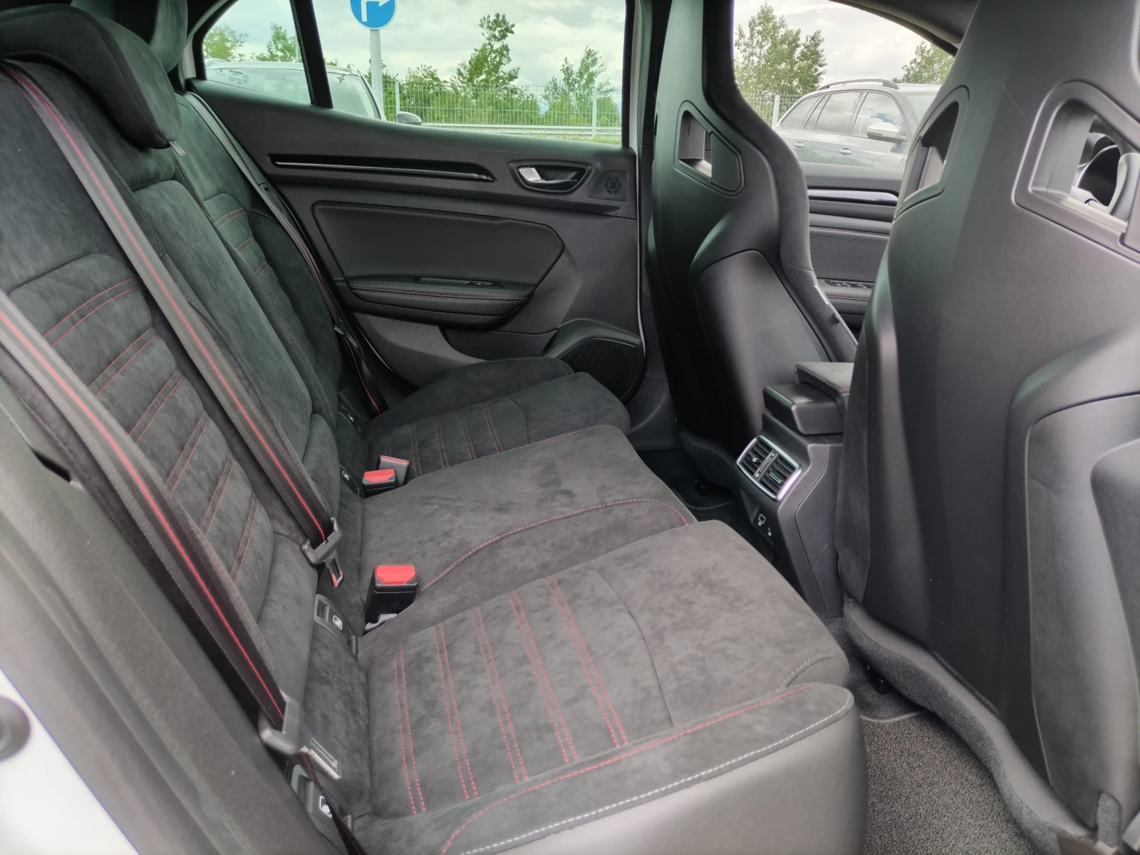 Renault Megane 1.8TCe 300�.�. / R.S. ULTIME | Mobile.bg � ����������� 14