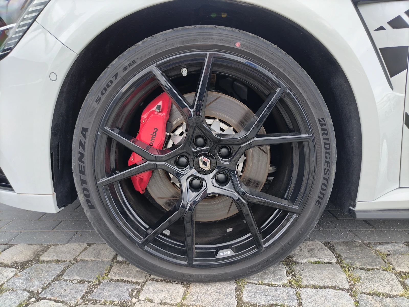 Renault Megane 1.8TCe 300�.�. / R.S. ULTIME | Mobile.bg � ����������� 16