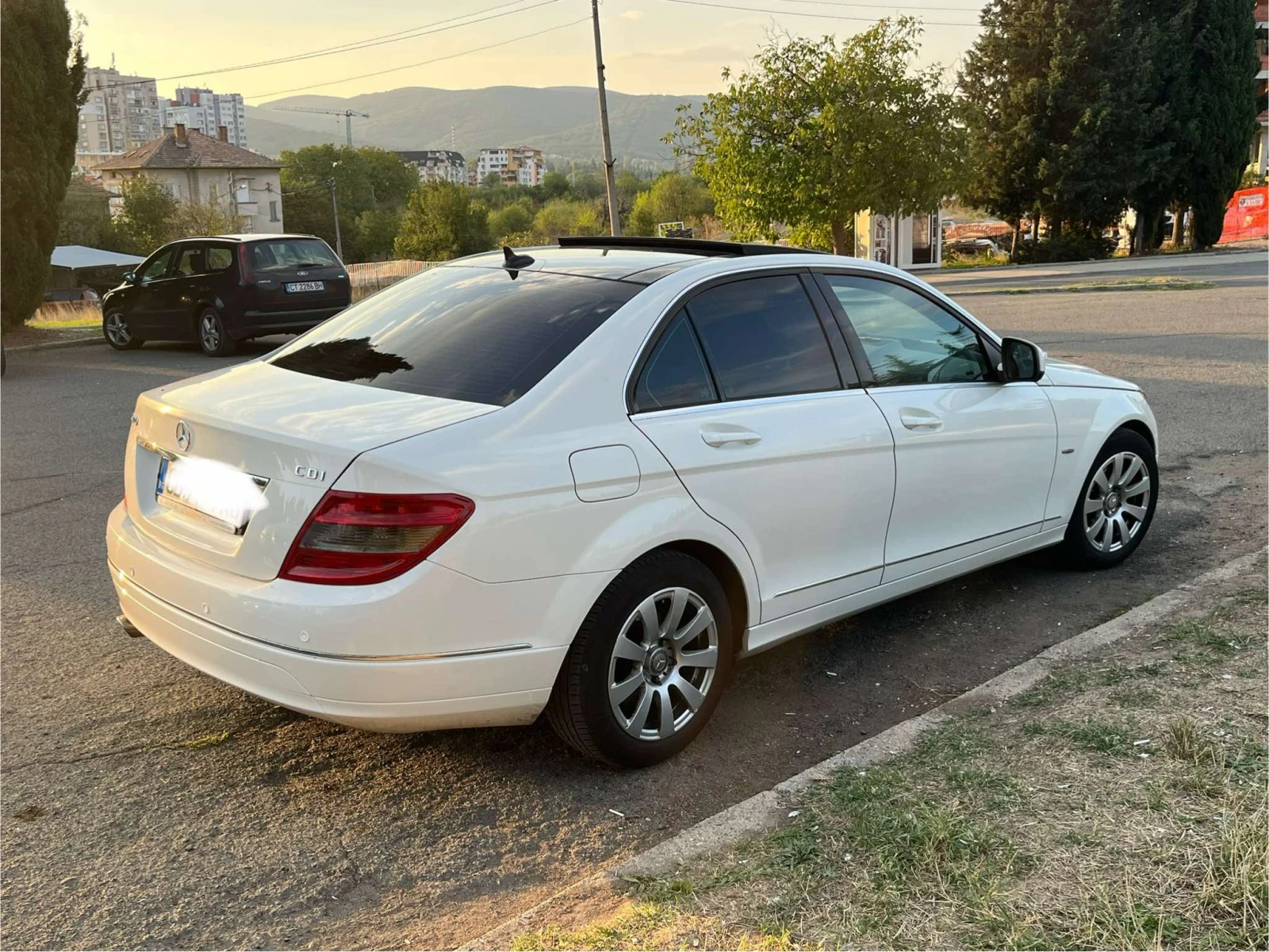 Mercedes-Benz C 220  - изображение 4