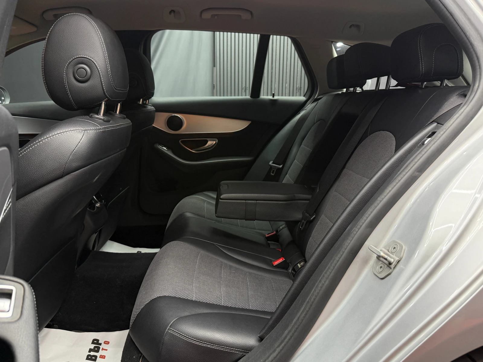 Mercedes-Benz C 220 CDI Avantgarde/ГАРАНЦИЯ/БАРТЕР/ЛИЗИНГ/КОМЕНТАР, снимка 10 - Автомобили и джипове - 49794135