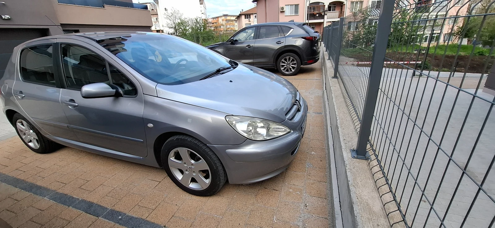 Peugeot 307 2.0 HDI - изображение 4