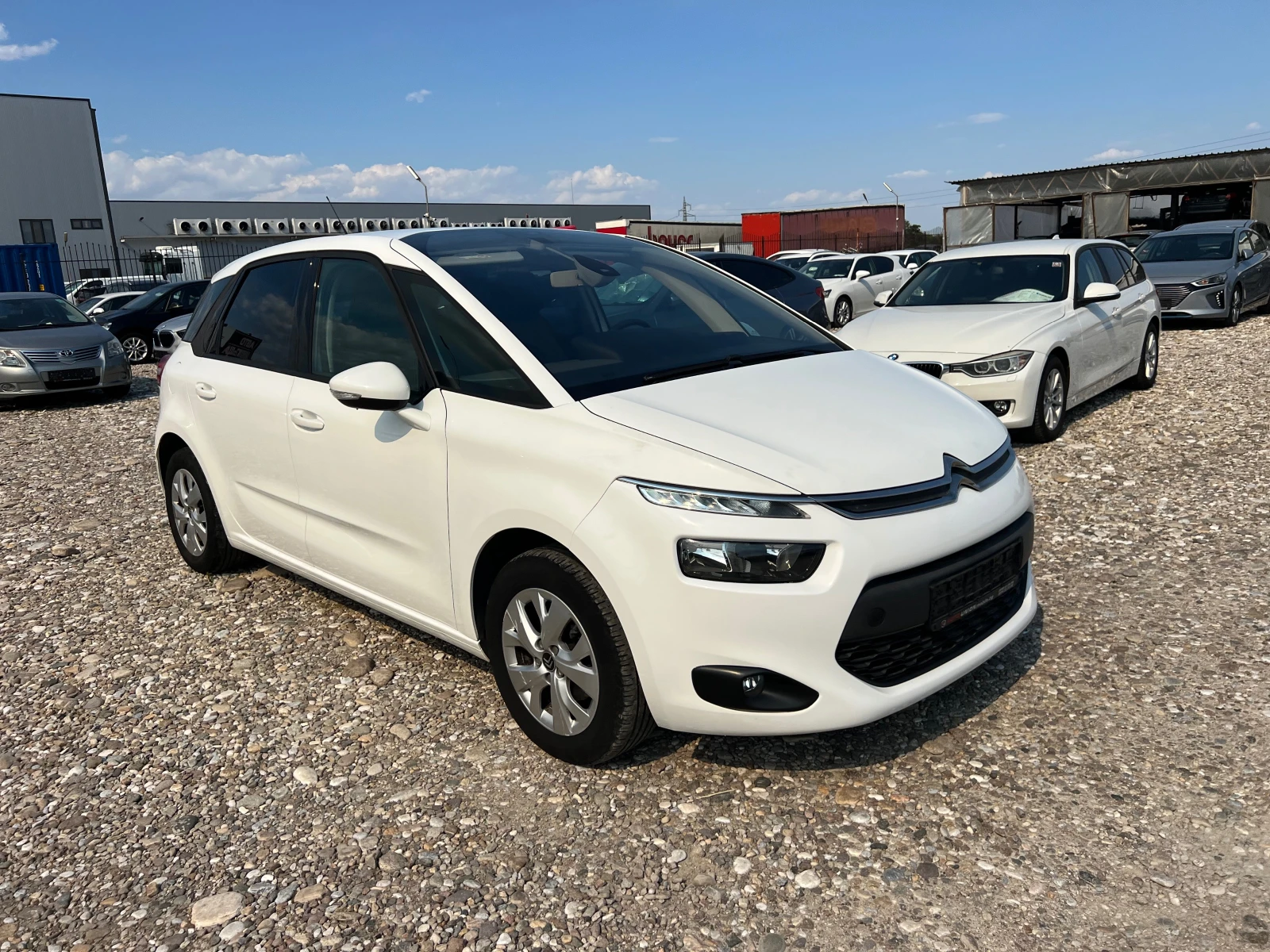 Citroen C4 Picasso 1.6 HDI - изображение 3