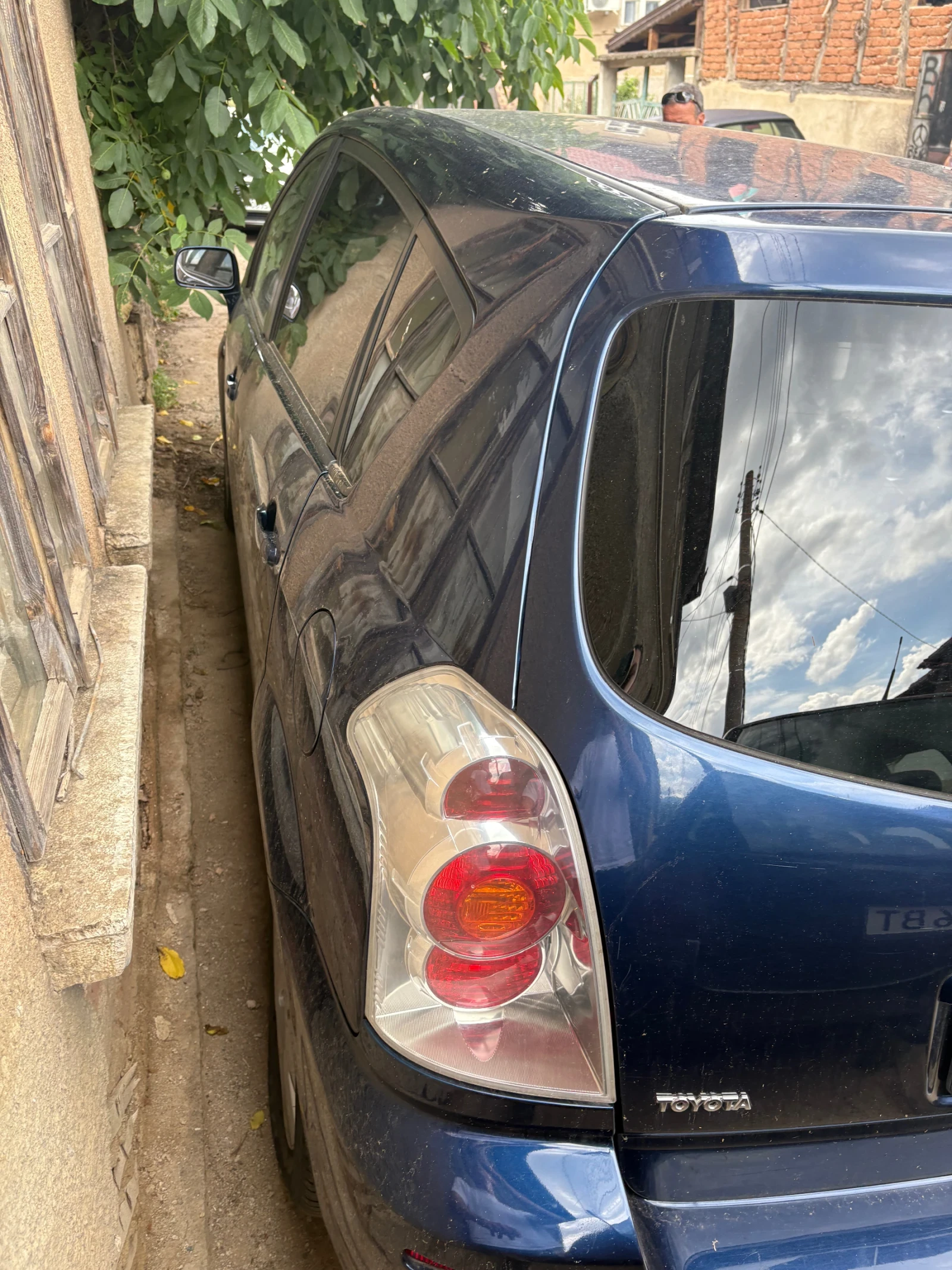 Toyota Corolla verso 2.2d D-CAT - изображение 7