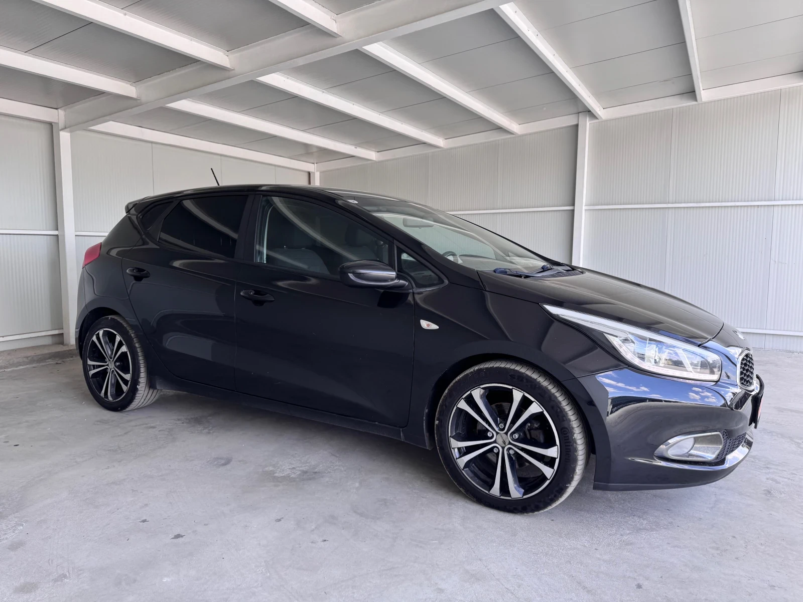 Kia Ceed NAVI+ KAMERA - изображение 6