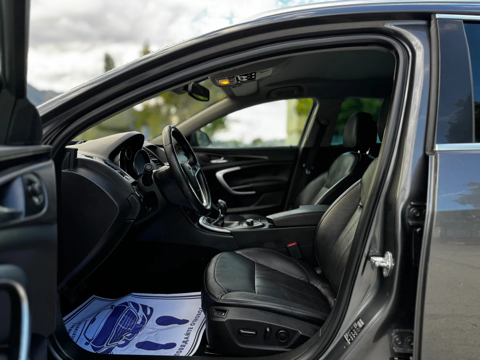 Opel Insignia 2.0CDTI/КОЖА/ПАМЕТ/НАВИГАЦИЯ - изображение 7