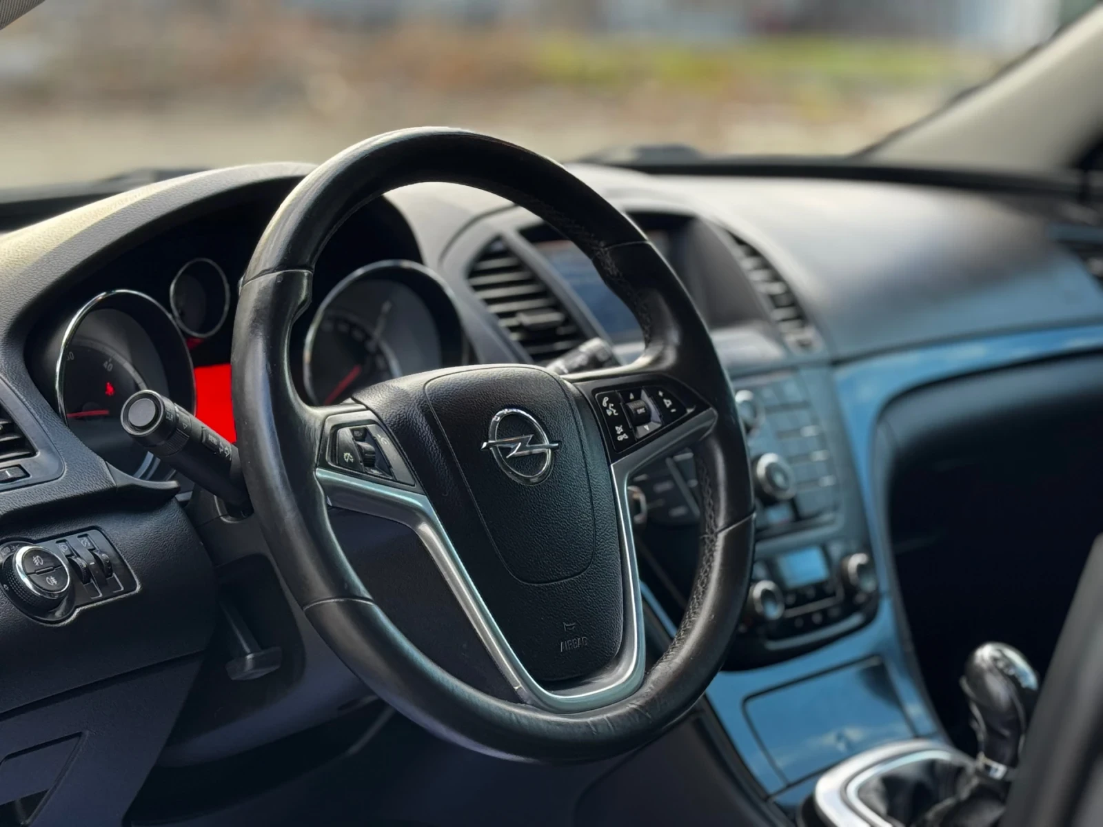 Opel Insignia 2.0CDTI/КОЖА/ПАМЕТ/НАВИГАЦИЯ - изображение 10