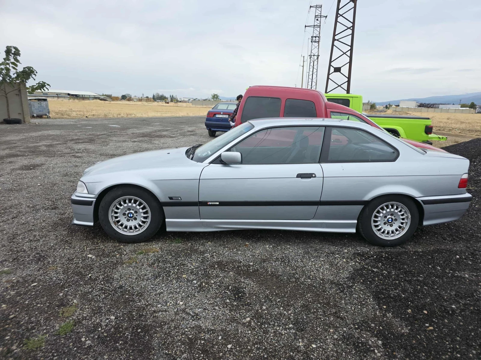 BMW 320  - изображение 5