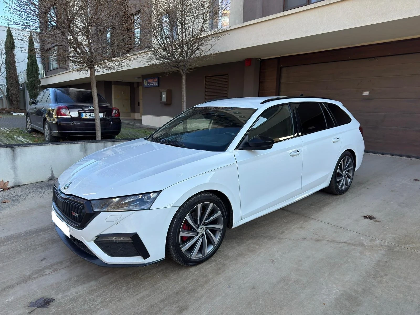 Skoda Octavia VRS 2.0 TDI DSG 4x4 200 PS Head Up Canton Digital - изображение 8