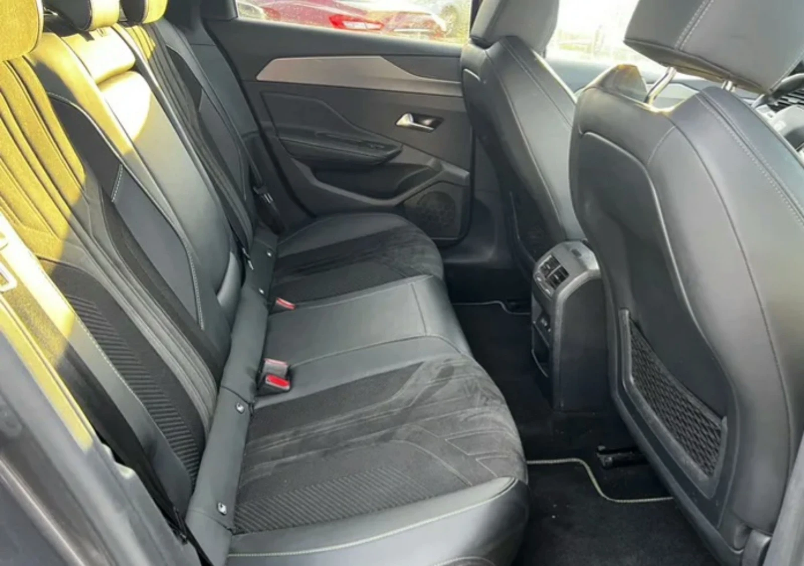 Peugeot 308 1. 5GT BlueHDi 131 S&S EAT8 - изображение 9