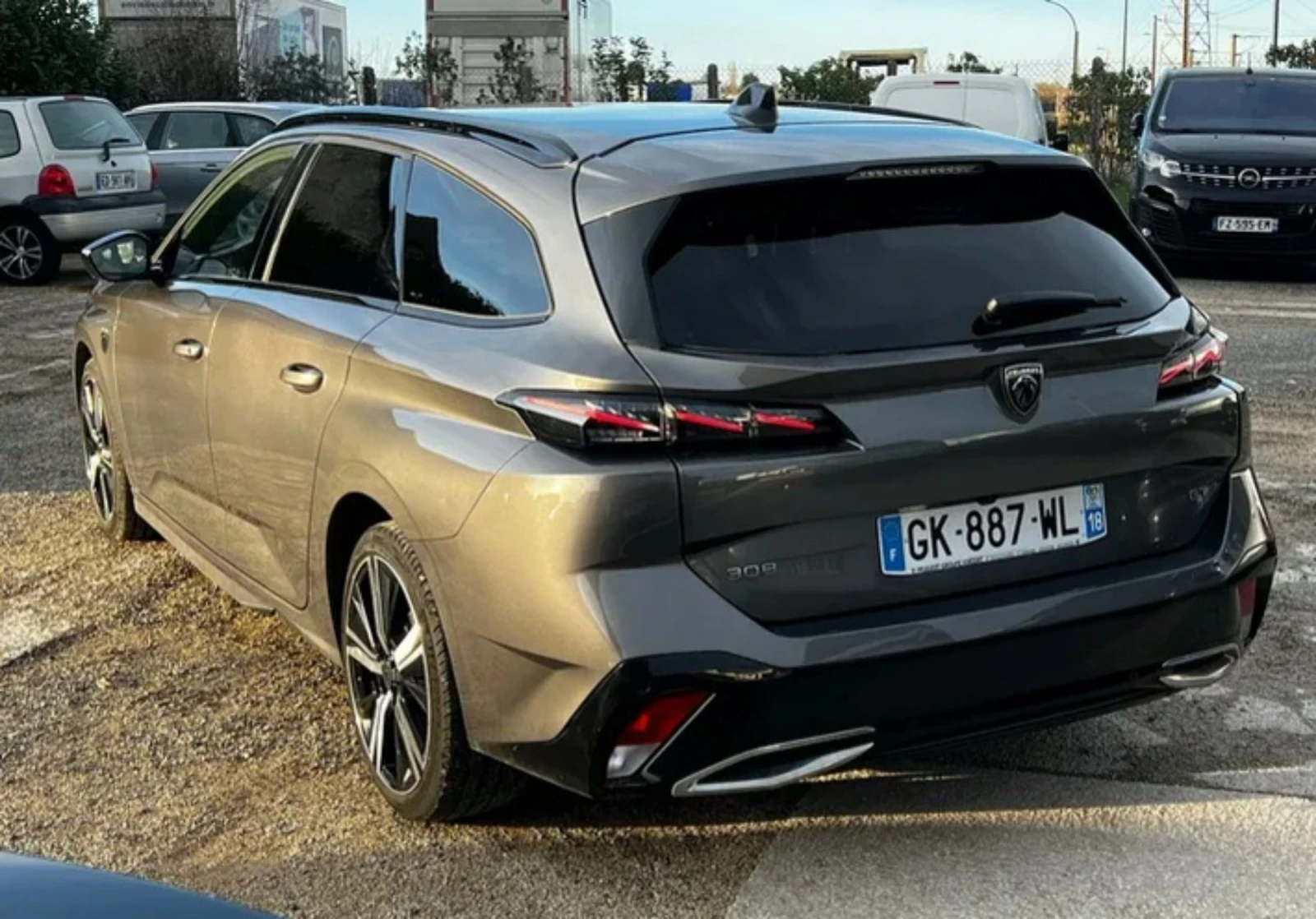 Peugeot 308 1. 5GT BlueHDi 131 S&S EAT8 - изображение 5