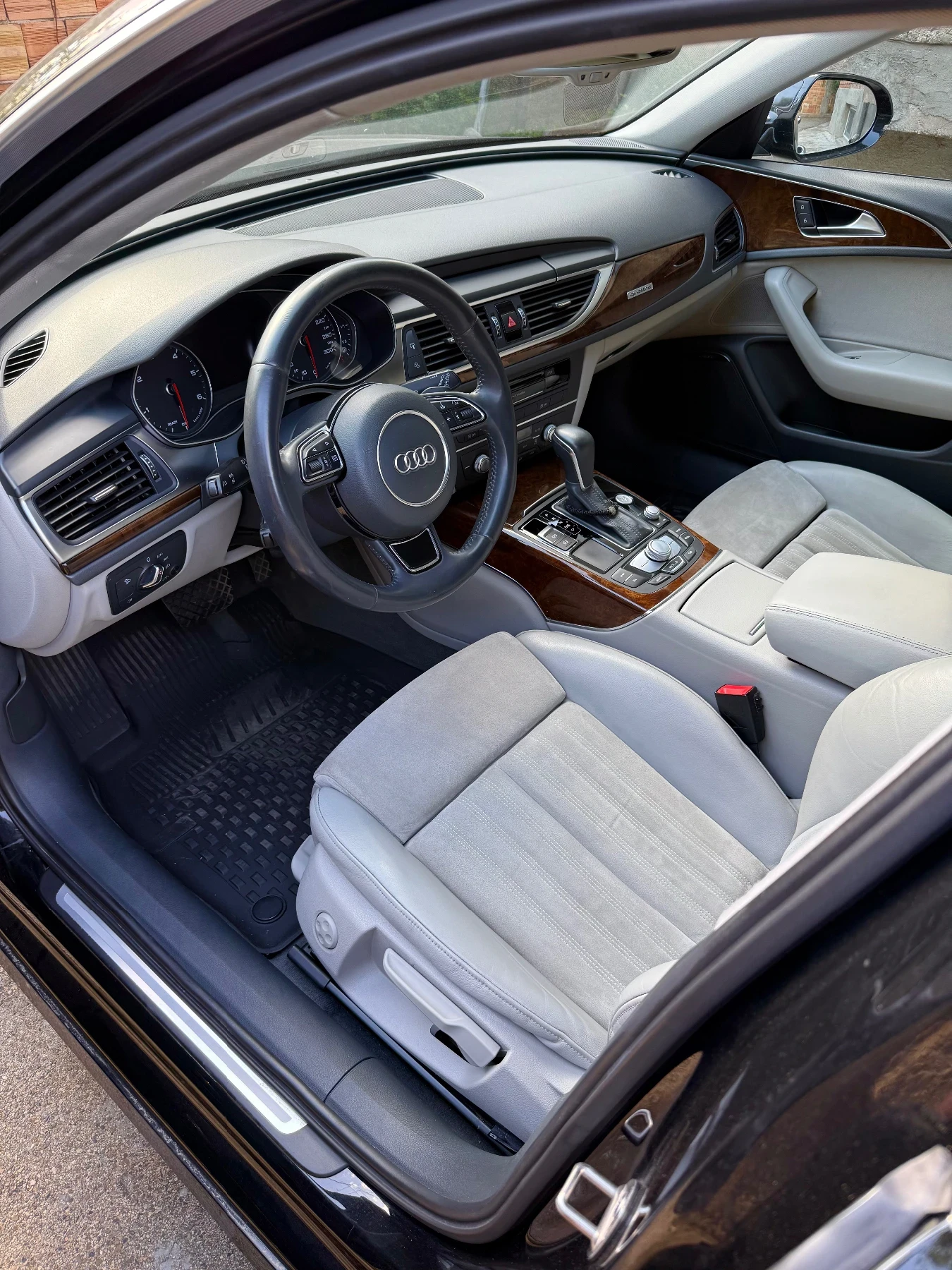Audi A6 3.0 TDI QUATTRO * FULL LED * DISTRONIC, снимка 3 - Автомобили и джипове - 55071711