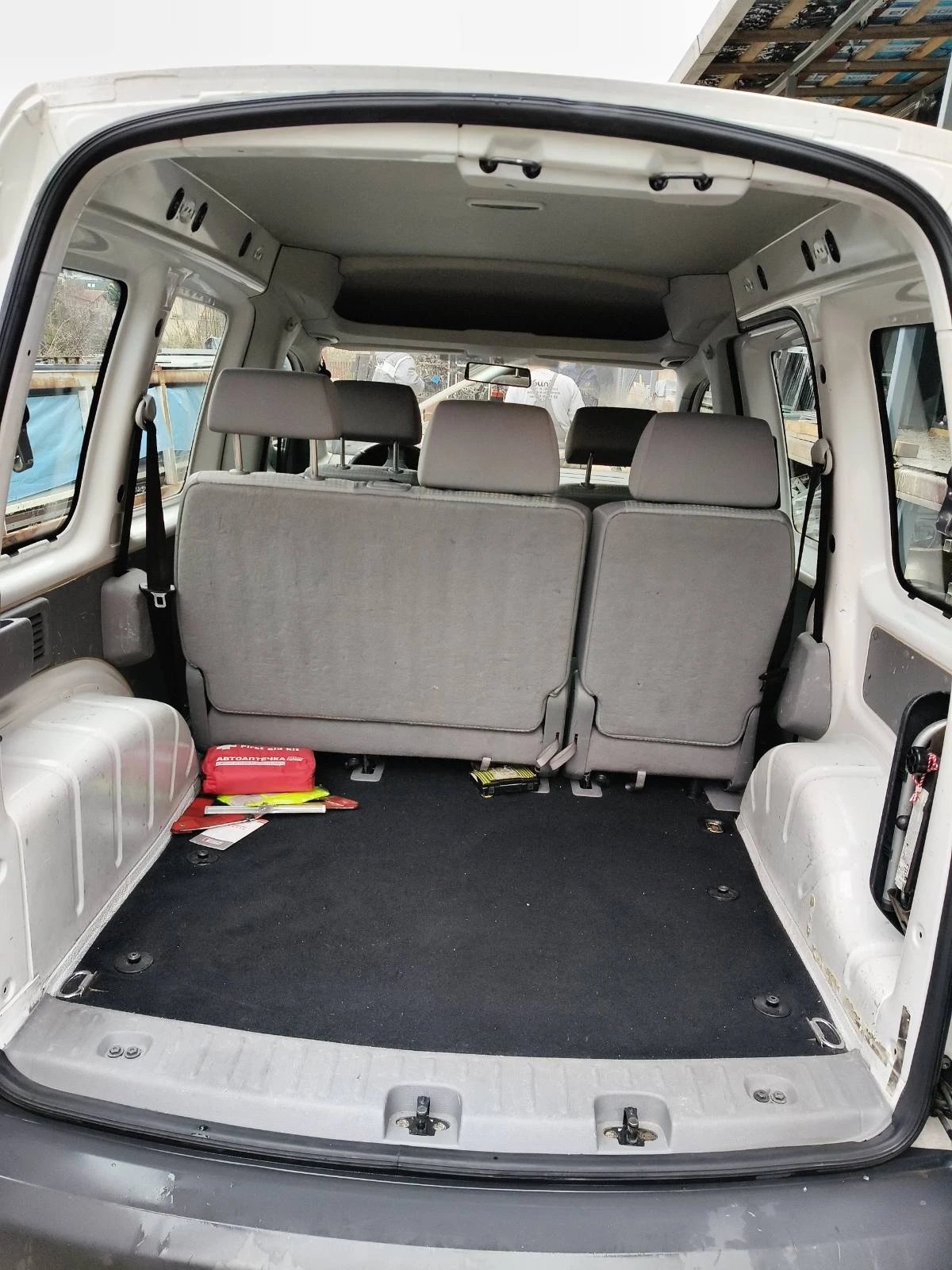 VW Caddy, снимка 13 - Автомобили и джипове - 53999061