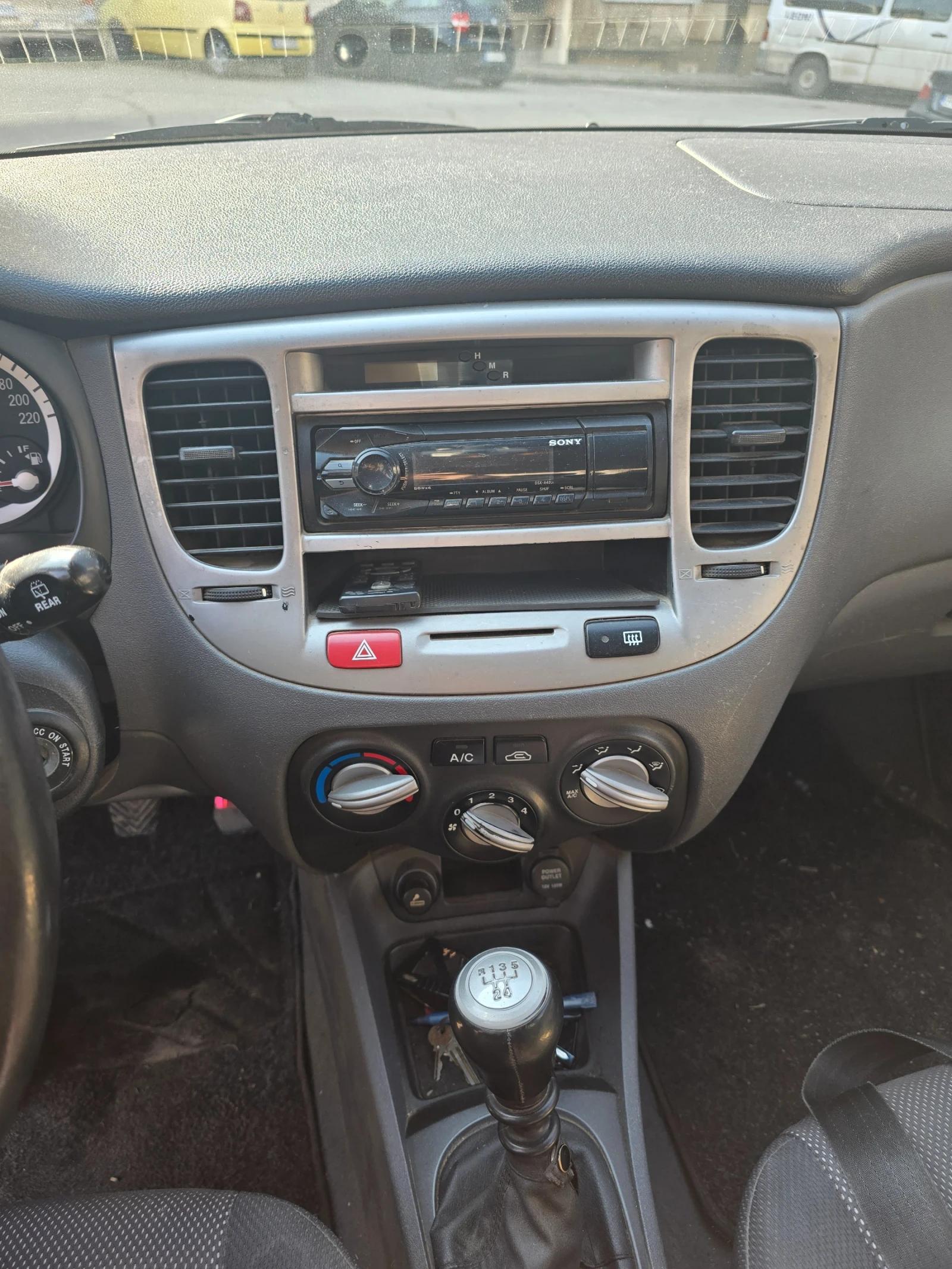 Kia Rio 1.4 ���/������ | Mobile.bg � ����������� 4
