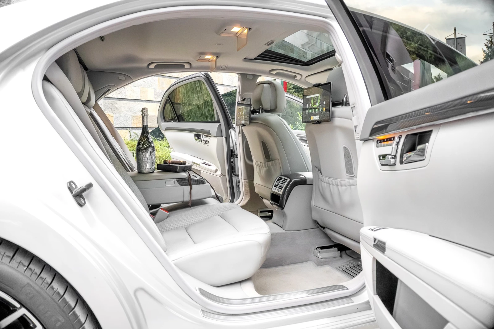 Mercedes-Benz S 350 CDI* 4MATIC* LONG* 3XTV* CARBON* MASSAGE, снимка 11 - Автомобили и джипове - 55053404