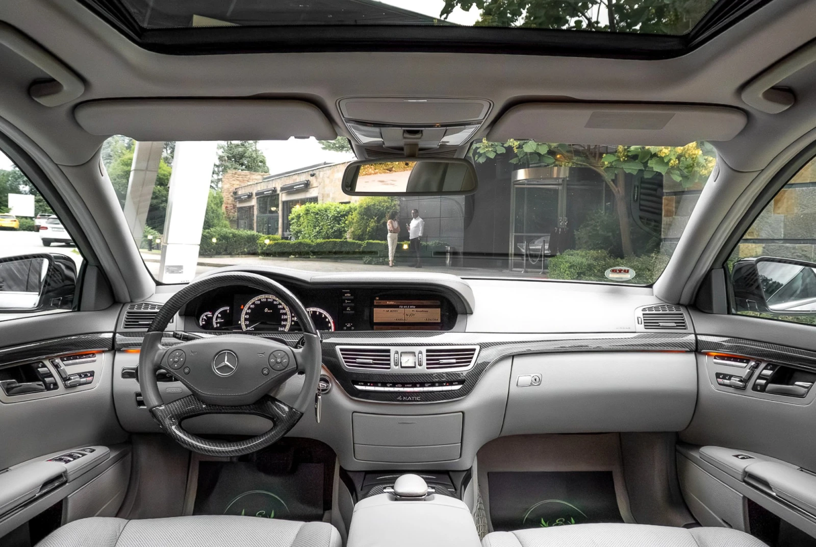 Mercedes-Benz S 350 CDI* 4MATIC* LONG* 3XTV* CARBON* MASSAGE, снимка 13 - Автомобили и джипове - 55053404