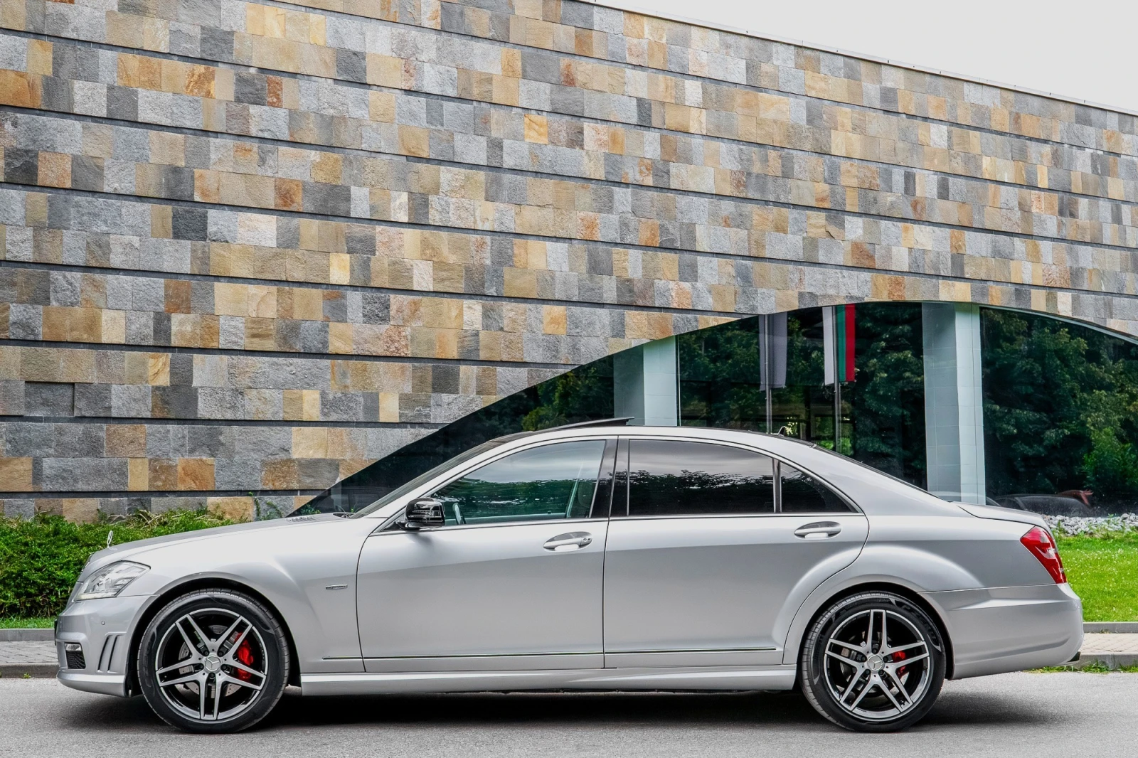 Mercedes-Benz S 350 CDI* 4MATIC* LONG* 3XTV* CARBON* MASSAGE, снимка 2 - Автомобили и джипове - 55053404