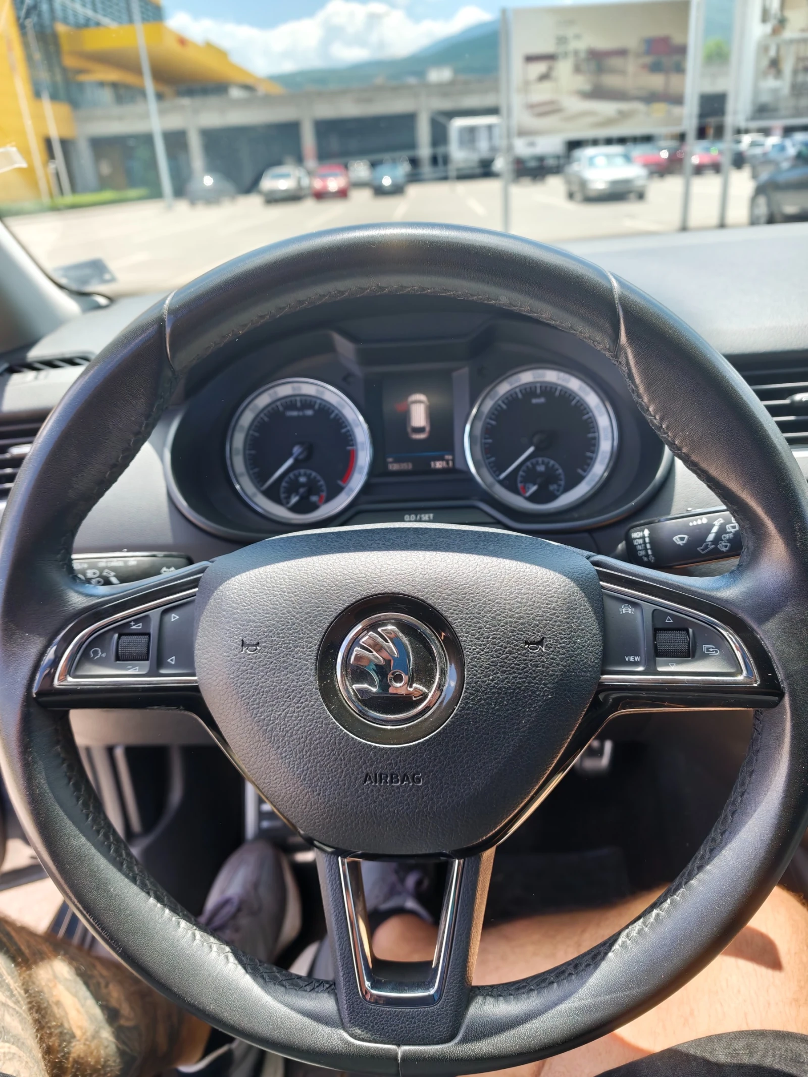 Skoda Octavia 3 FL | 2.0TDI 7-DSG | , снимка 10 - Автомобили и джипове - 55155559