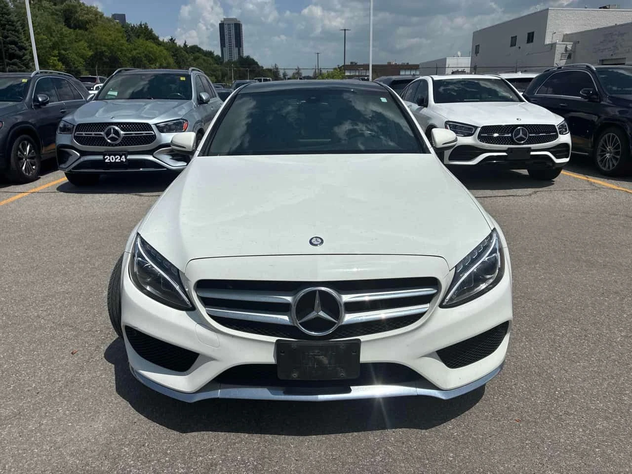 Mercedes-Benz C 300 * CARFAX * ЦЕНА ДО БГ, снимка 2 - Автомобили и джипове - 55162633