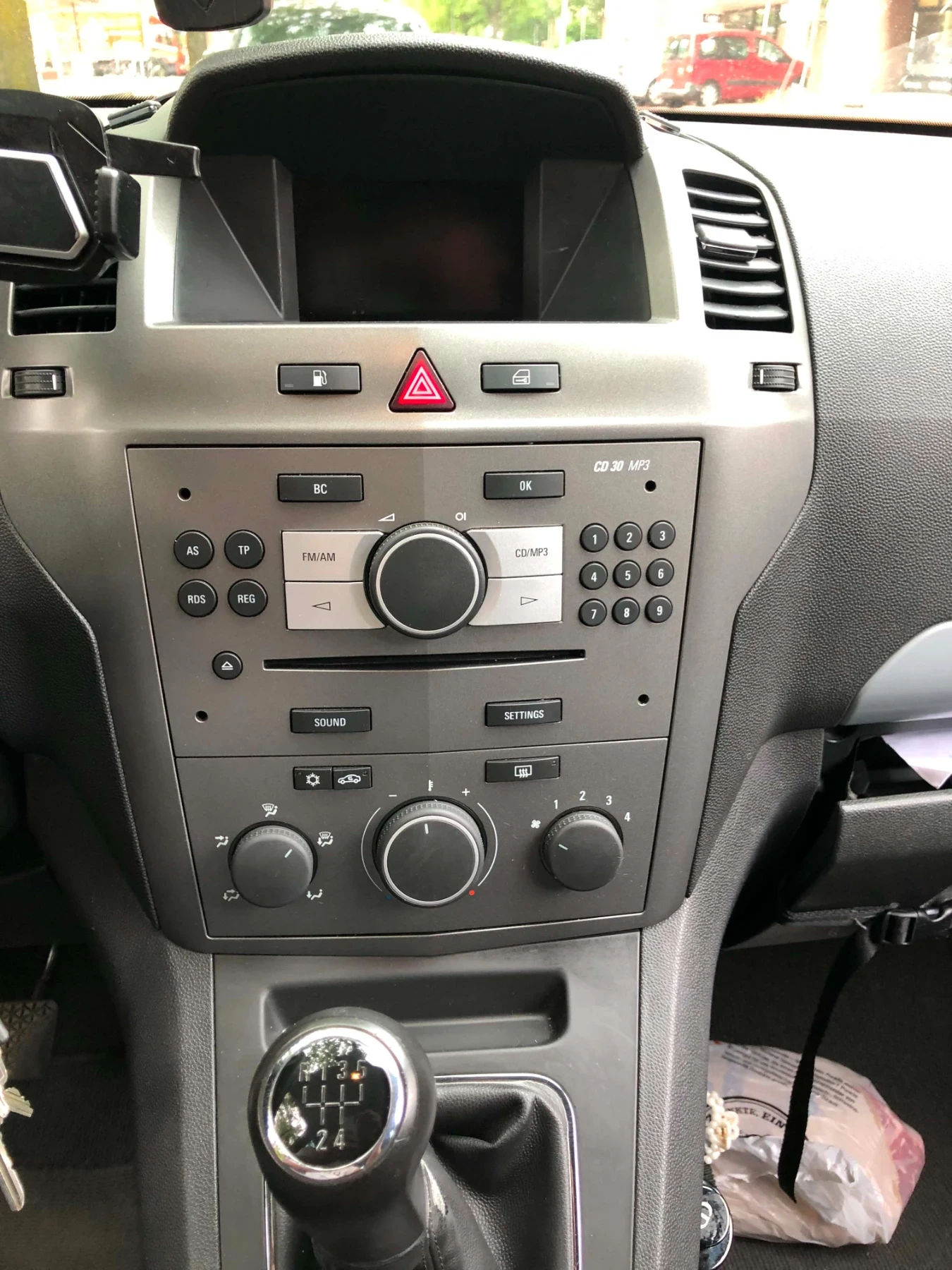 Opel Zafira 1.6, снимка 2 - Автомобили и джипове - 55203995