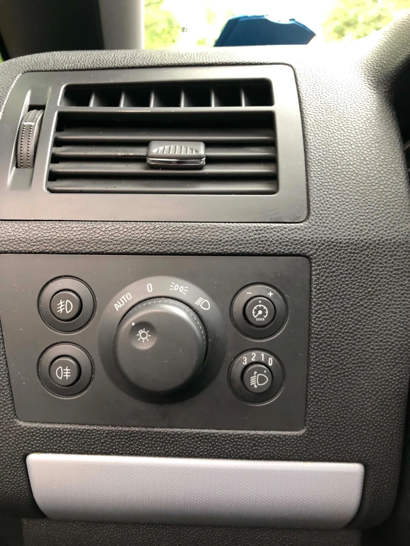 Opel Zafira 1.6, снимка 7 - Автомобили и джипове - 55203995