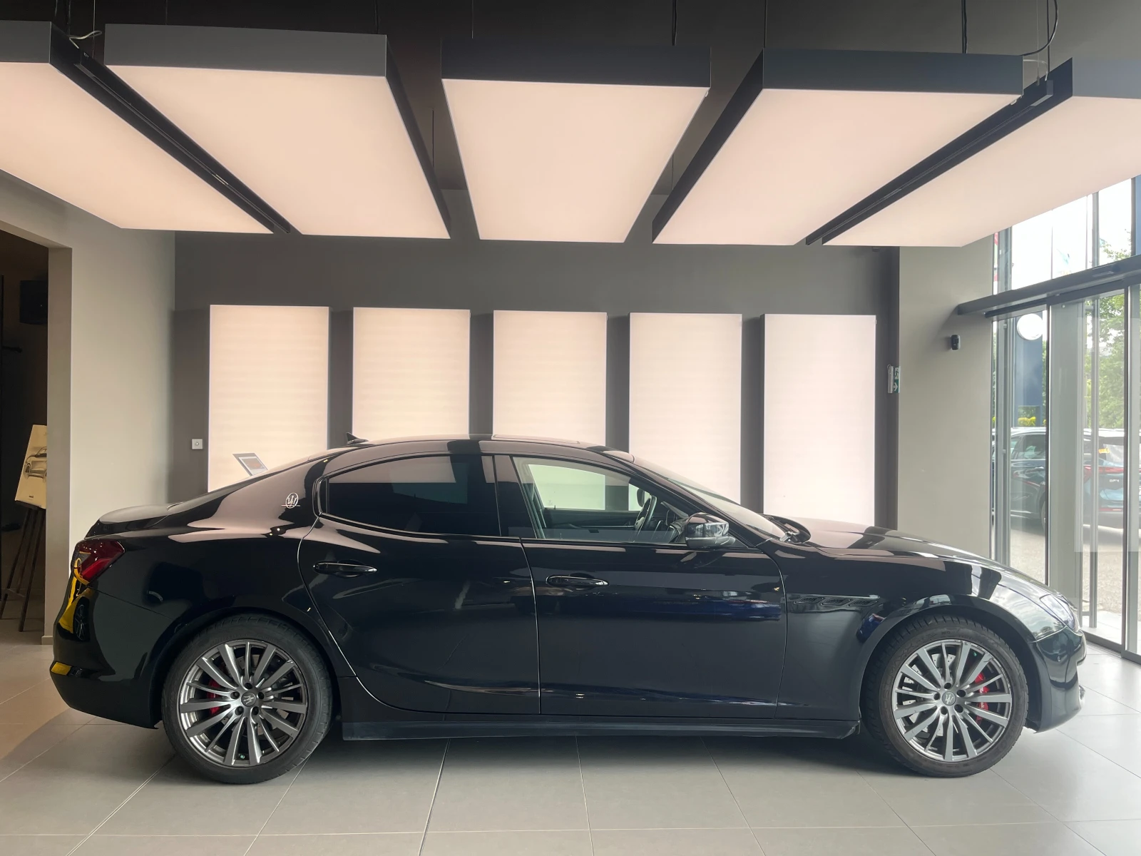 Maserati Ghibli Дизел 275 к.с, снимка 2 - Автомобили и джипове - 55428665