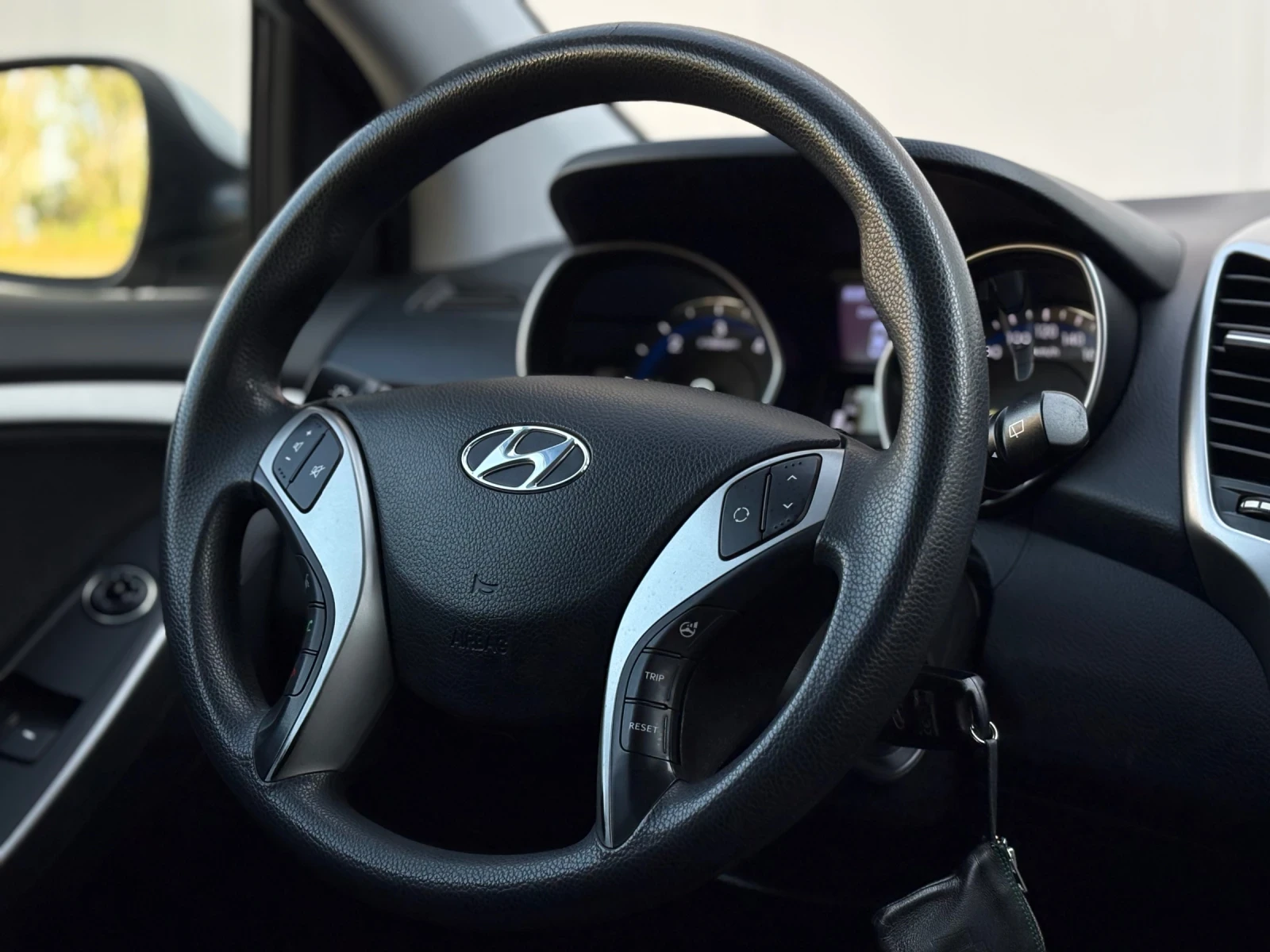 Hyundai I30 1.6 CRDI , снимка 9 - Автомобили и джипове - 55581893