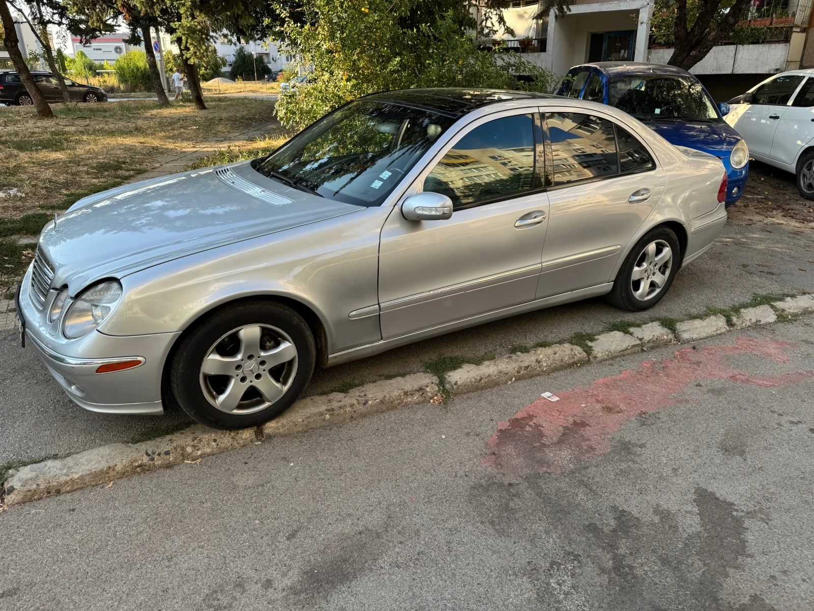 Mercedes-Benz E 320, снимка 2 - Автомобили и джипове - 55986281