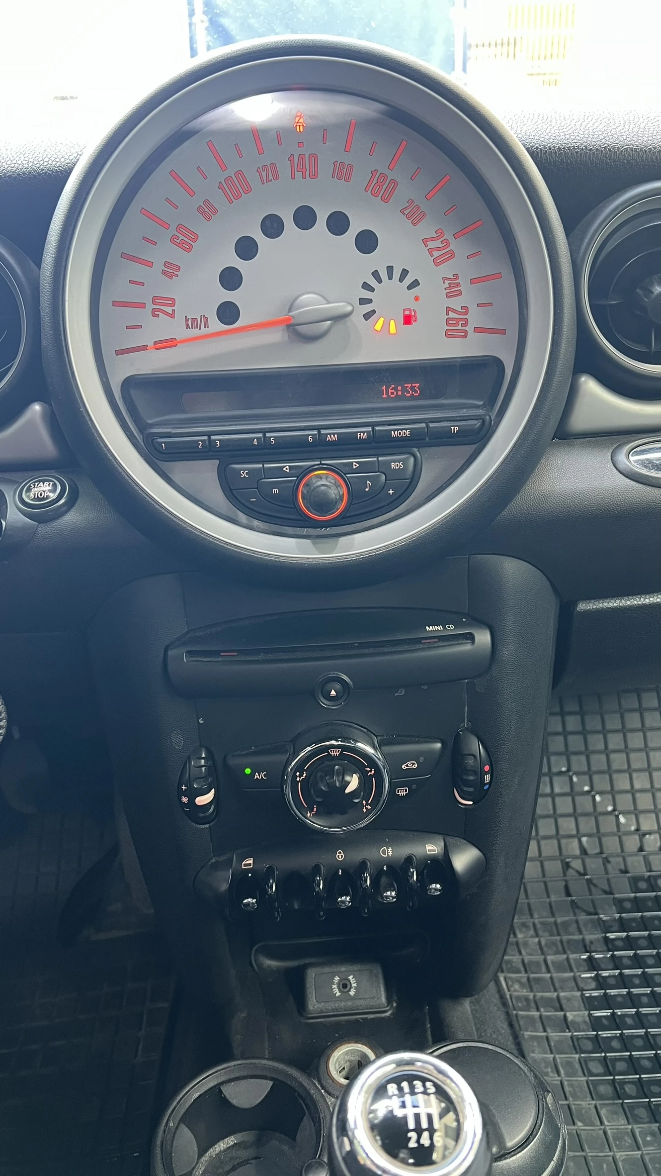Mini Clubman N1, снимка 7 - Автомобили и джипове - 56008030