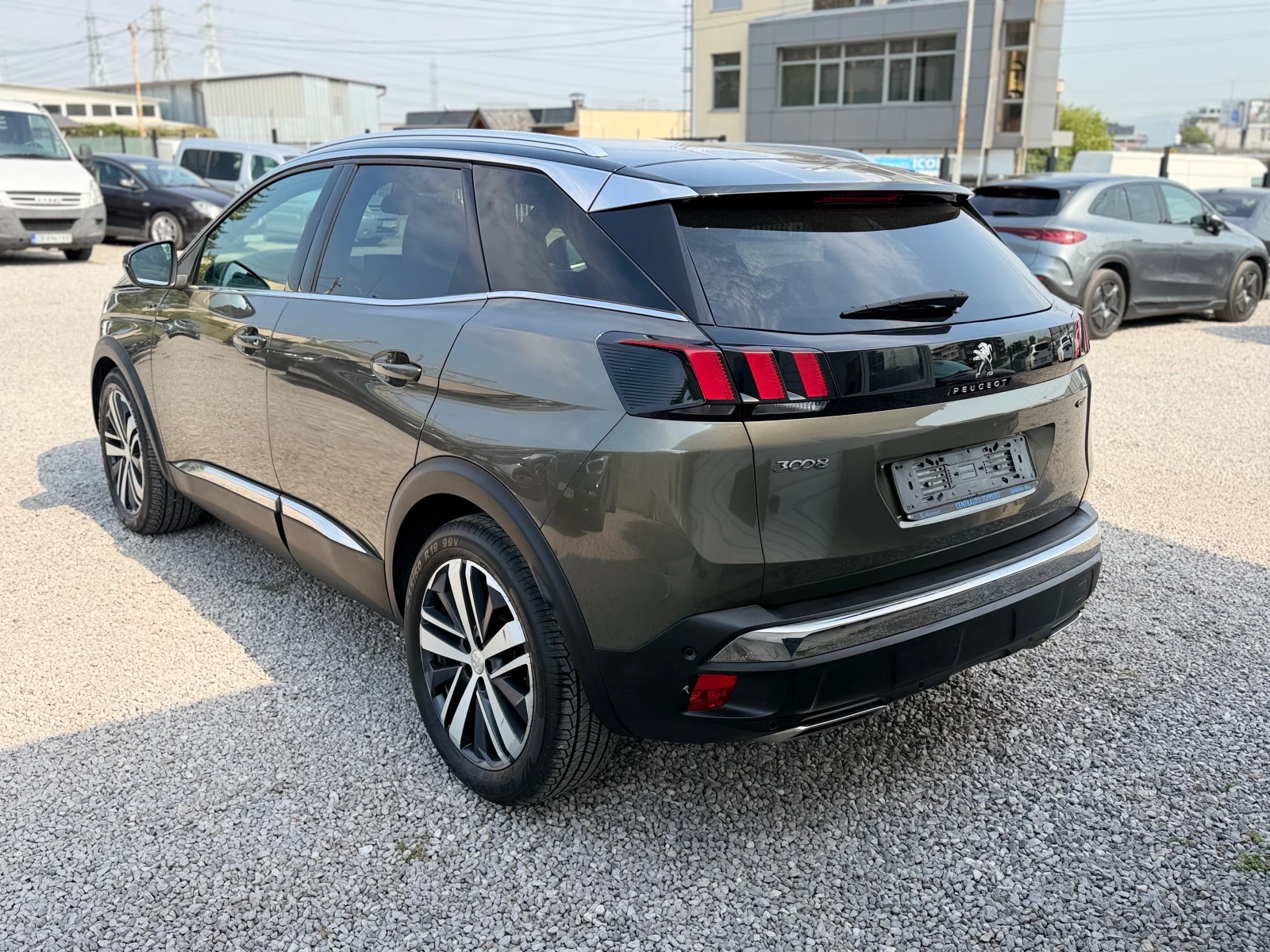Peugeot 3008 2.0 Hdi -GT Line | Чисто нови гуми-Камера, снимка 4 - Автомобили и джипове - 56011390