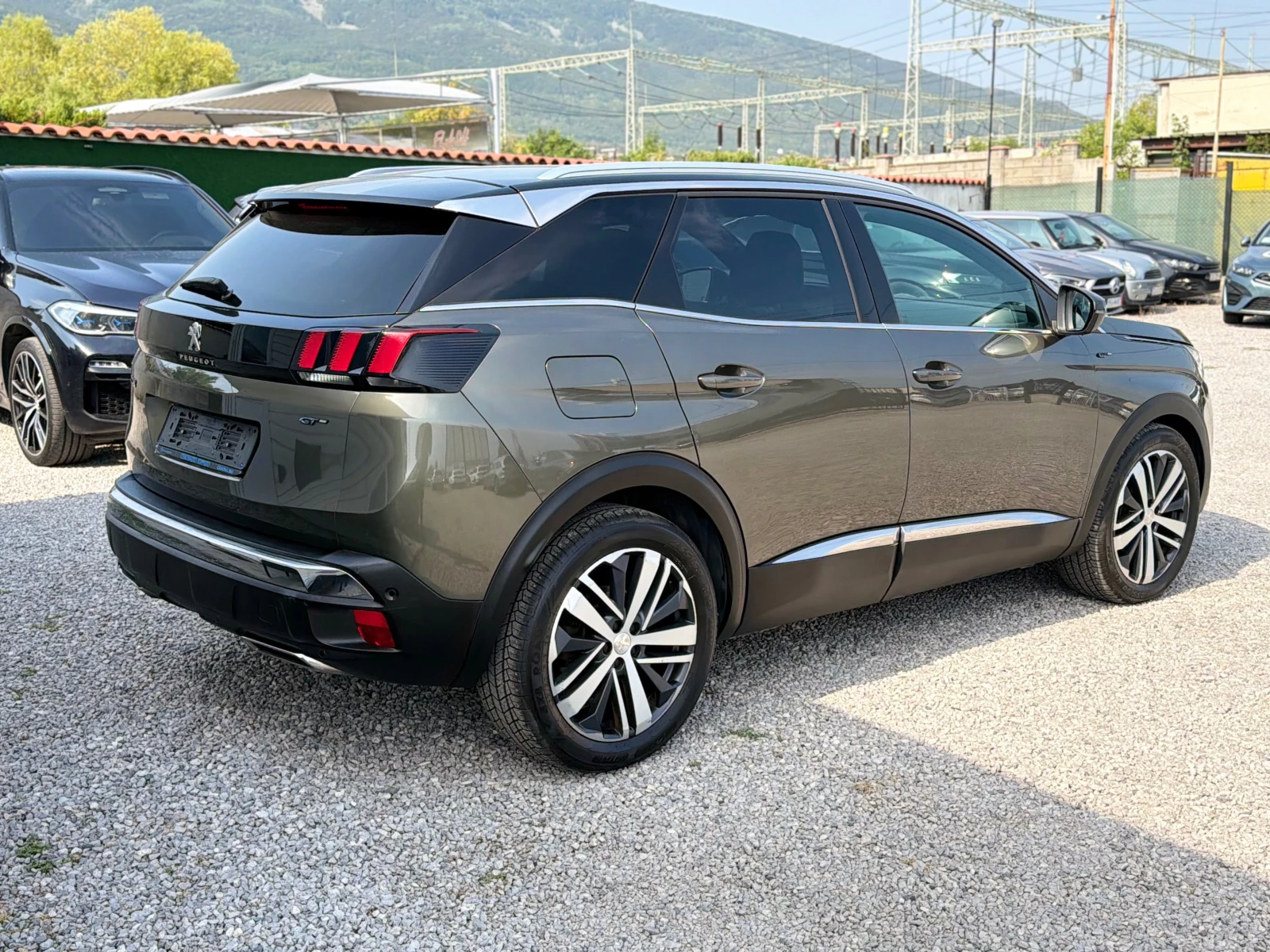 Peugeot 3008 2.0 Hdi -GT Line | Чисто нови гуми-Камера, снимка 3 - Автомобили и джипове - 56011390