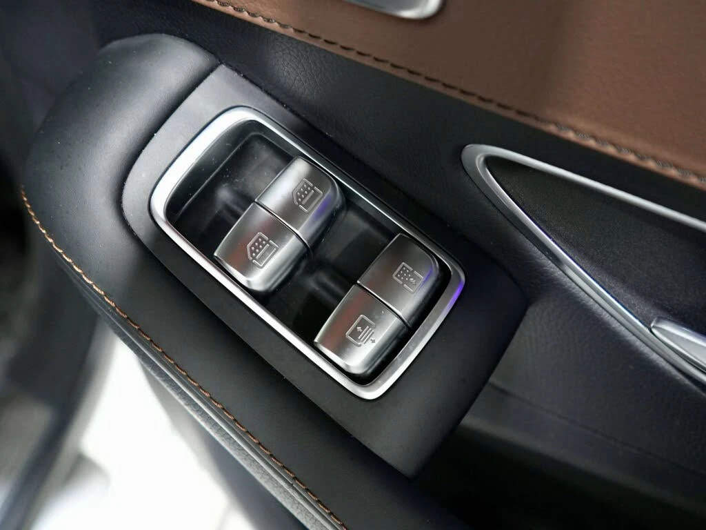 Mercedes-Benz S 560 BURMESTER| HUD| ОБДУХ| 360| DISTONIC, снимка 16 - Автомобили и джипове - 56056291